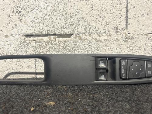 Used Left front window switch RENAULT CLIO IV (BH_) 1.5 dCi 90 (90 hp) 30396885
