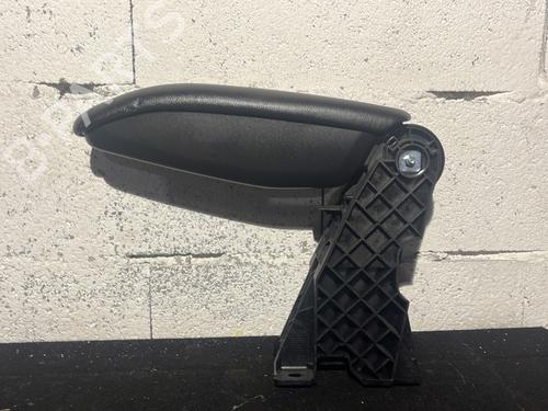 Armrest / Center console CITROËN DS3 (SA_) 1.6 THP 155 | BP28598380I20  - Image 7