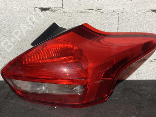 Højre baglygte FORD FOCUS III 2.0 TDCi (150 hp) 24451036