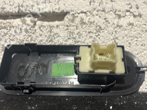 Used Right front window switch Right front window switch DACIA DUSTER (HS_) 1.5 dCi (109 hp) 26496608 26496608