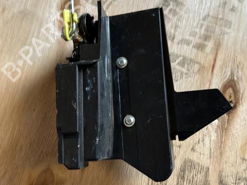 Venstre bagtil lås DACIA SANDERO II 1.0 SCe 75 (B8JC, B8JD, B8NC) (73 hp) 20860253