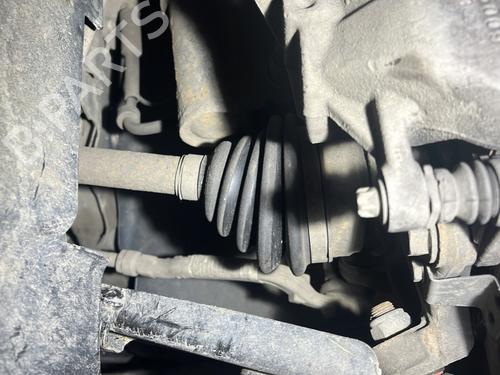 Used Left front driveshaft PEUGEOT 308 II (LB_, LP_, LW_, LH_, L3_) 1.6 HDi / BlueHDi 115 (115 hp) 26039872