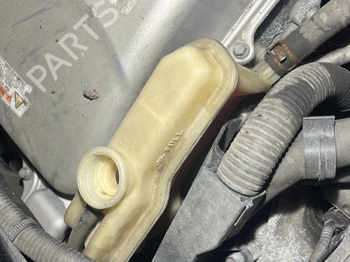 Ekpansionstank TOYOTA PRIUS Liftback (_W2_) 1.5 Hybrid (NHW20_, NHW20R) (112 hp) 28479724
