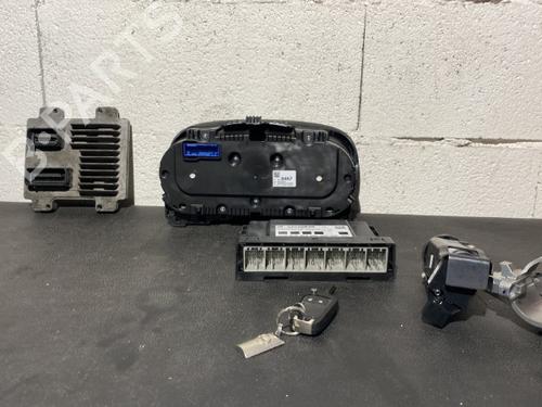 Used Electronic module Electronic module OPEL CORSA E (X15) 1.4 (08, 68) (90 hp) 21865263 21865263