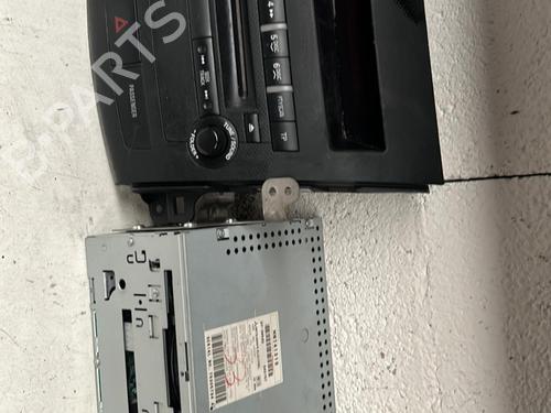 Used Radio Radio CITROËN C-CROSSER (VU_, VV_) 2.2 HDi (156 hp) 20870684 20870684