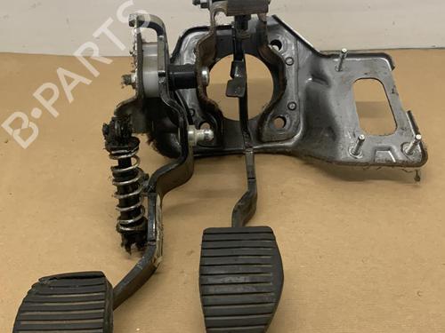 Used Pedal CITROËN BERLINGO Box Body/MPV (B9) 1.6 HDi 90 (90 hp) 21862473