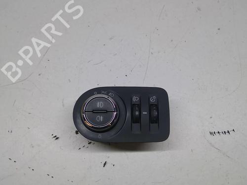 Used Headlight switch OPEL CORSA D (S07) 1.3 CDTI (L08, L68) (95 hp) 25843886