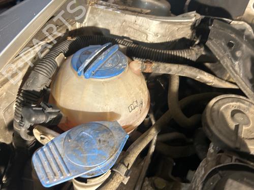 Used Expansion tank Expansion tank SKODA OCTAVIA II Combi (1Z5) 1.6 FSI (115 hp) 39979687 39979687