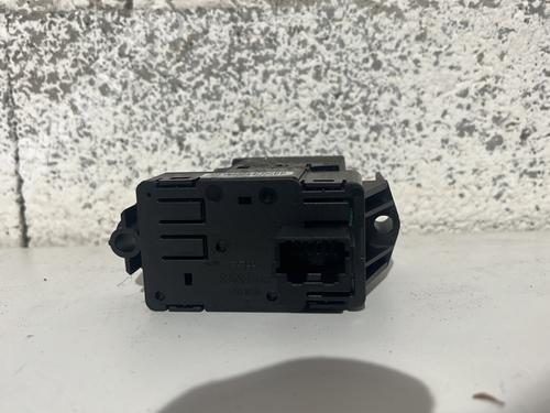switch-renault-scenic-iii-jz01_-2008-2009-2010-2011-2012-2013-2014-2015-2016-31852228 main image