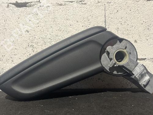 Used Armrest / Center console AUDI A1 (8X1, 8XK) 1.6 TDI (115 hp) 27889750