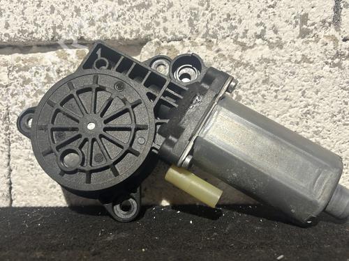 Used Left front window motor FORD FUSION (JU_) 1.4 TDCi (68 hp) 30004074