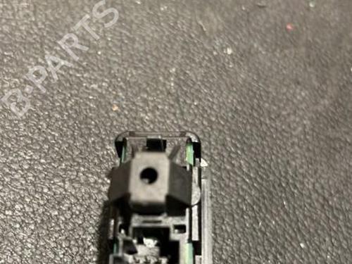 Used Right rear window switch Right rear window switch MERCEDES-BENZ A-CLASS (W176) A 200 CDI (176.001) (136 hp) 21864725 21864725