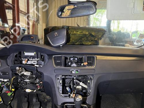 Cruscotto PEUGEOT 508 I (8D_) 2.0 HDi (136 hp) 20862247