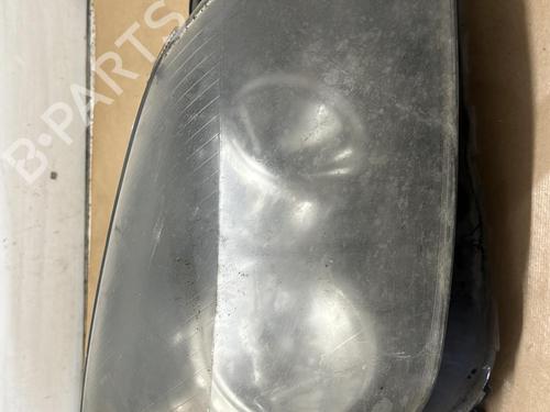 Højre forlygte VW PASSAT B5 (3B2) 1.9 TDI (115 hp) 20871692