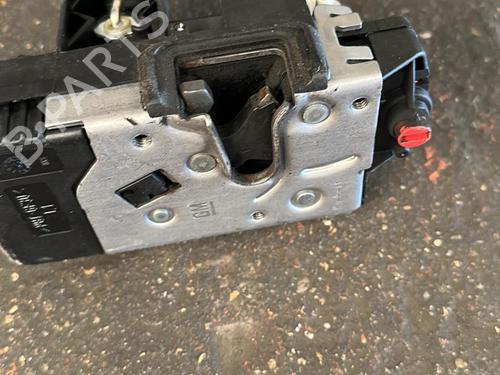 Używane Zamek drzwi tylnych lewych OPEL MERIVA A MPV (X03) 1.7 CDTI (E75) (100 hp) 20860191