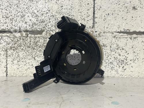 squib-airbag-audi-a4-b7-8ec-2004-2005-2006-2007-2008-2009-33171356 main image