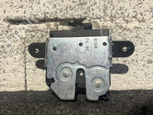 Used Tailgate lock FORD KA (RU8) 1.2 (69 hp) 30775209