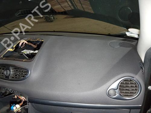 Used Dashboard Dashboard RENAULT CLIO III (BR0/1, CR0/1) 1.5 dCi (BR17, CR17) (86 hp) 21076043 21076043