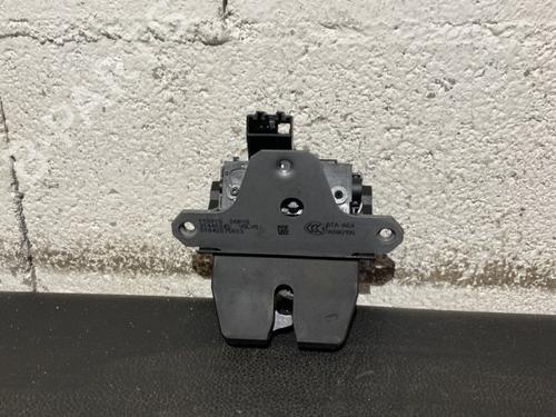Used Tailgate lock VOLVO V40 Hatchback (525) D2 (120 hp) 21864906