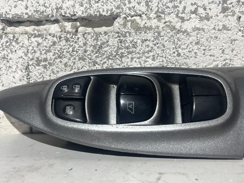 BP31754488I27 main image