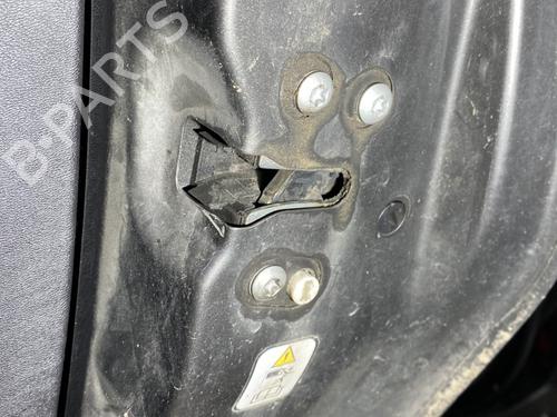 Høyre bak lås ALFA ROMEO 159 (939_) 1.9 JTDM 16V (939AXC1B, 939AXC12) (150 hp) 20864939