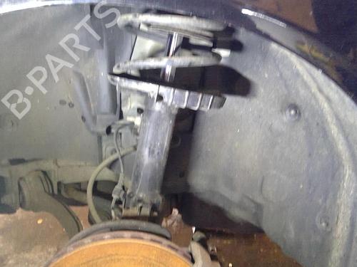Used Left front shock absorber MERCEDES-BENZ C-CLASS (W203) C 220 CDI (203.008) (150 hp) 20871002