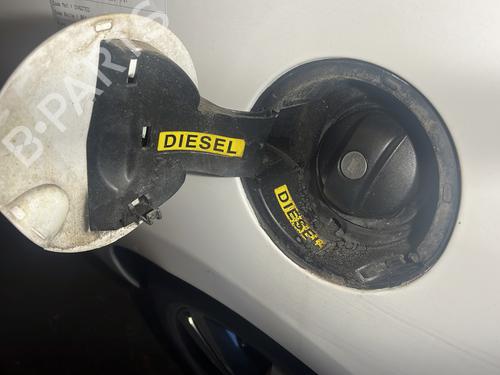 fuel-flap-citroen-ds3-sa_-2009-2010-2011-2012-2013-2014-2015-2016-28016487 main image