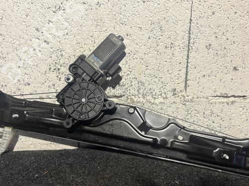 Used Front left window mechanism FORD KA (RU8) 1.2 (69 hp) 30748572