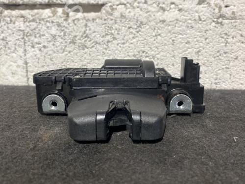 tailgate-lock-citroen-ds3-sa_-2009-2010-2011-2012-2013-2014-2015-2016-24220129 main image