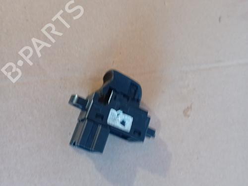 Used Left rear window switch NISSAN JUKE (F15) 1.5 dCi (110 hp) 21866200