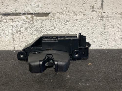 Tailgate lock CITROËN C3 AIRCROSS II (2R_, 2C_) 1.5 BlueHDi 110 | BP24640050C101