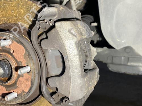 Højre bremsekaliber foran TOYOTA VERSO (_R2_) 1.6 D4-D (WAR20_) (112 hp) 22893989