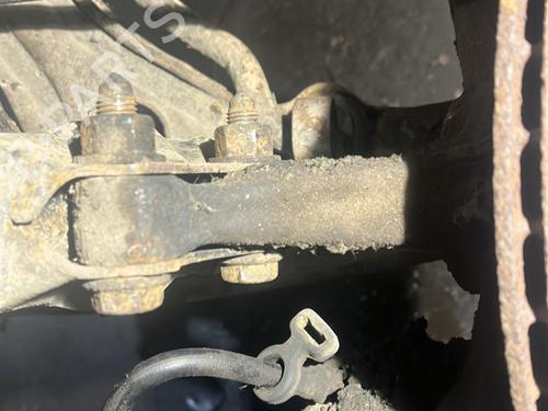 Used Left front steering knuckle VW GOLF II (19E, 1G1) 1.8 (90 hp) 31947945