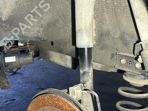 Used Right rear shock absorber NISSAN JUKE (F15) 1.5 dCi (110 hp) 30303080