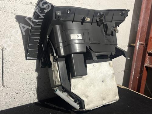 Glove box RENAULT KOLEOS I (HY_) 2.0 dCi 4x4 (HY0K) | BP28354599C95 