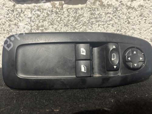 Used Left front window switch PEUGEOT 208 I (CA_, CC_) 1.5 BlueHDI 100 (102 hp) 28543534