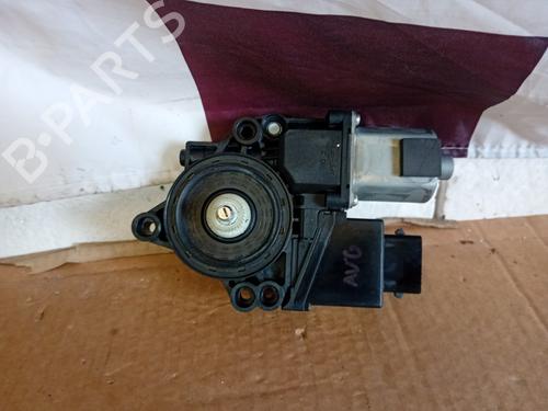 Used Left front window motor HYUNDAI i30 (GD) 1.6 CRDi (128 hp) 21866032