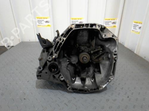 Used Gearbox RENAULT CLIO III (BR0/1, CR0/1) 1.4 16V (98 hp) 20868278