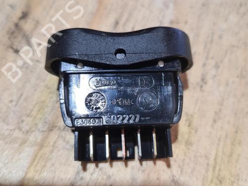 Used Left front window switch DACIA SANDERO 1.4 MPI LPG (72 hp) 20871886