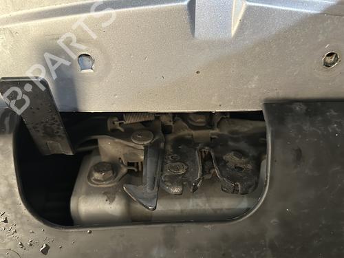 Used Hood lock NISSAN PRIMERA Hatchback (P12) 1.9 dCi (120 hp) 20870096