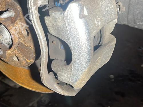 Right front brake caliper FIAT BRAVO II (198_) 1.6 D Multijet (198AXL1B) | BP29477987M104 