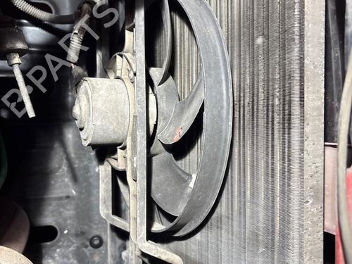 Used Radiator fan Radiator fan 38058422 38058422