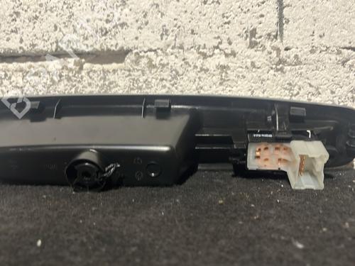 left-rear-window-switch-renault-kadjar-ha_-hl_-2015-26962576 main image