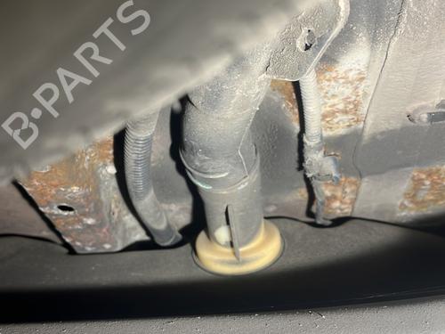 Used Fuel tank Fuel tank 32301350 32301350