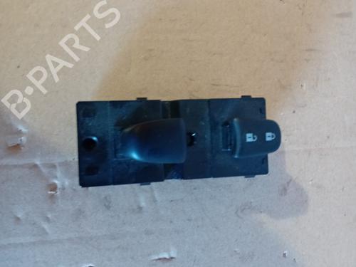 Used Right front window switch NISSAN JUKE (F15) 1.5 dCi (110 hp) 21866199