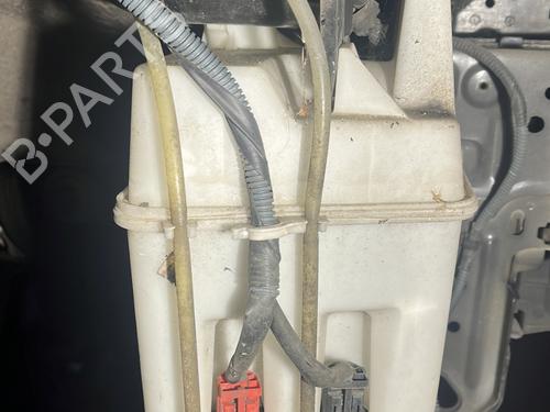 windscreen-washer-tank-toyota-corolla-verso-zer_-zze12_-r1_-2004-2005-2006-2007-2008-2009-32341530 main image