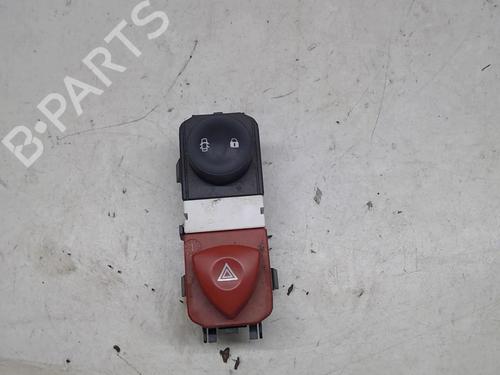 Used Warning switch RENAULT SCÉNIC II (JM0/1_) 2.0 dCi (JM1K) (150 hp) 21862074