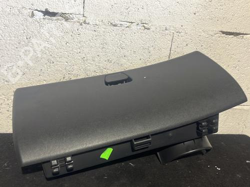 Used Glove box Glove box CITROËN C1 II (PA_, PS_) 1.0 VTi 72 (72 hp) 26581180 26581180