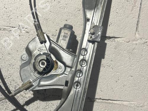 front-left-window-mechanism-renault-clio-iii-grandtour-kr01_-2007-30396920 main image