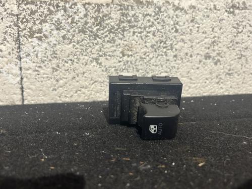 Used Right front window switch KIA CEE'D SW (ED) 1.6 CRDi 90 (90 hp) 28425837